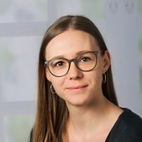 Sarah Kohl, Schulsachbearbeiterin