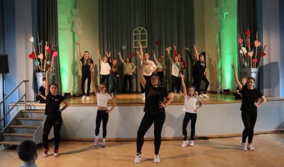 Rhythmus, Bewegung und Spaß: Unsere Tanz-AG